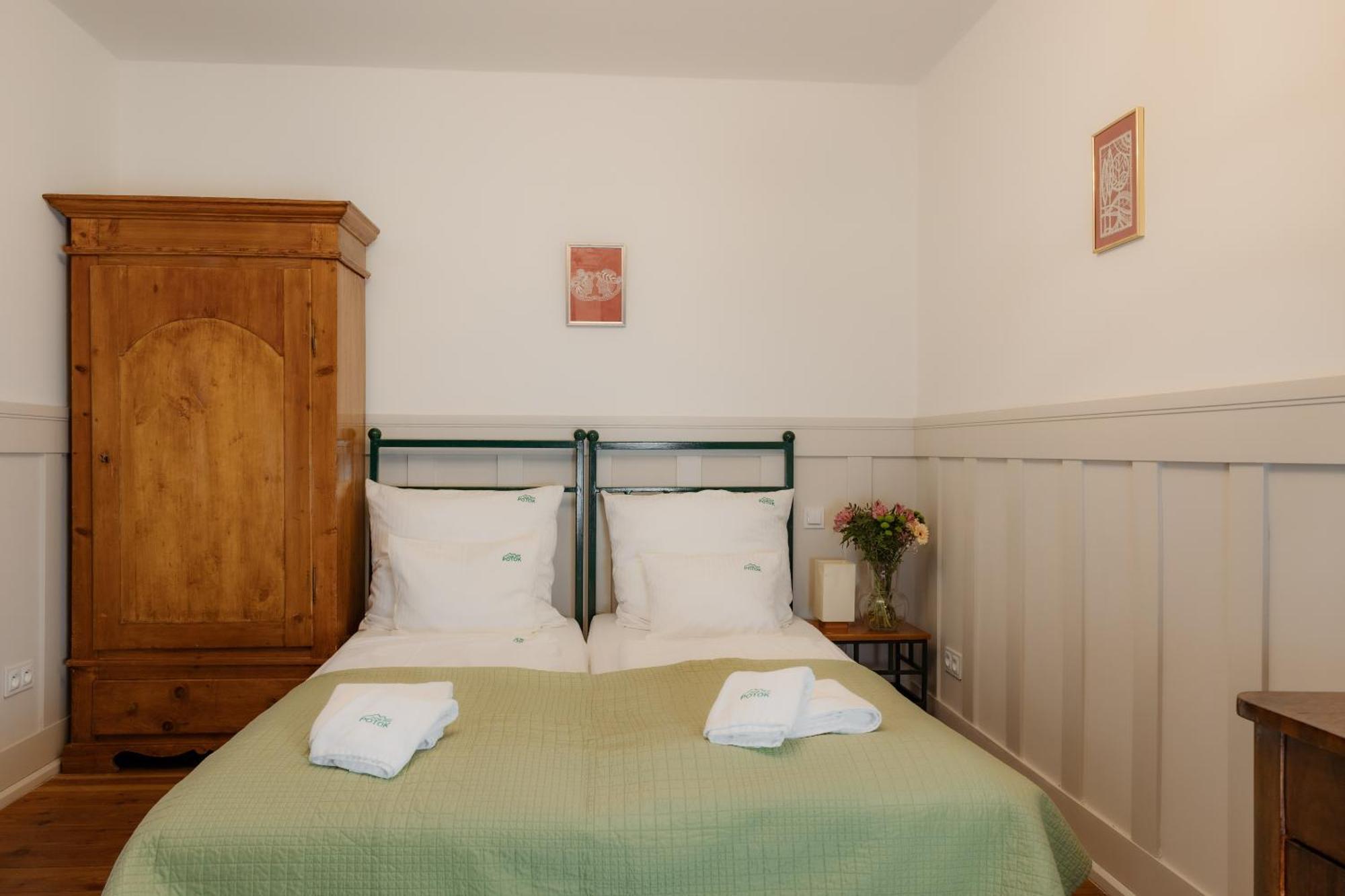 Dom Potok Bed & Breakfast คาร์ปัตซ์ ภายนอก รูปภาพ